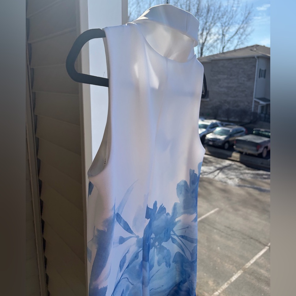 ✨Donna Karan New York Blue Watercolor Sleeveless Sheath Dress Size 2 Mock Midi - Picture 6 of 14